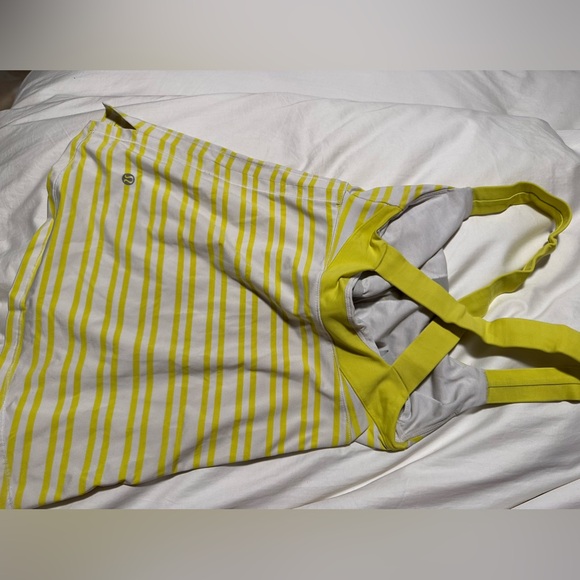 Lululemon tank - Picture 2 of 3